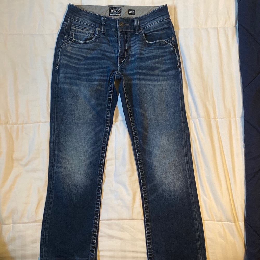 Buckle black. Straight leg . 30R